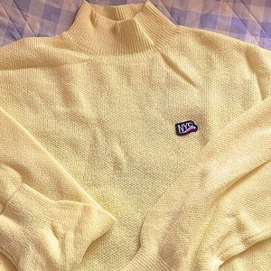 Pastel Yellow sweater (NYC)